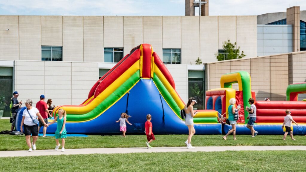 CarShowSlider_Inflatables